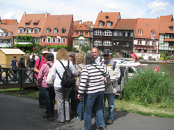 eine Häuserzeile am Regnitz-Ufer