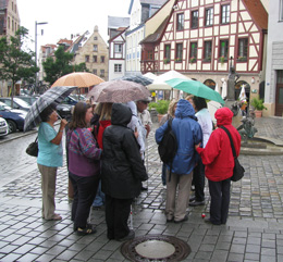 der Marktplatz mit dem Gaukler-Brunnen in der Mitte